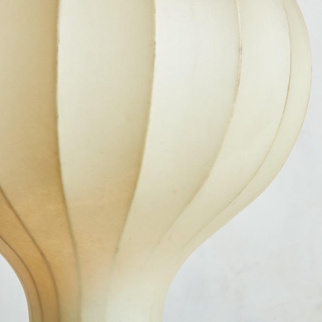 Large ‘Gatto’ Cocoon Table Lamp by Achille & Pier Giacomo Castiglioni for Flos For Sale - Image 10 of 11