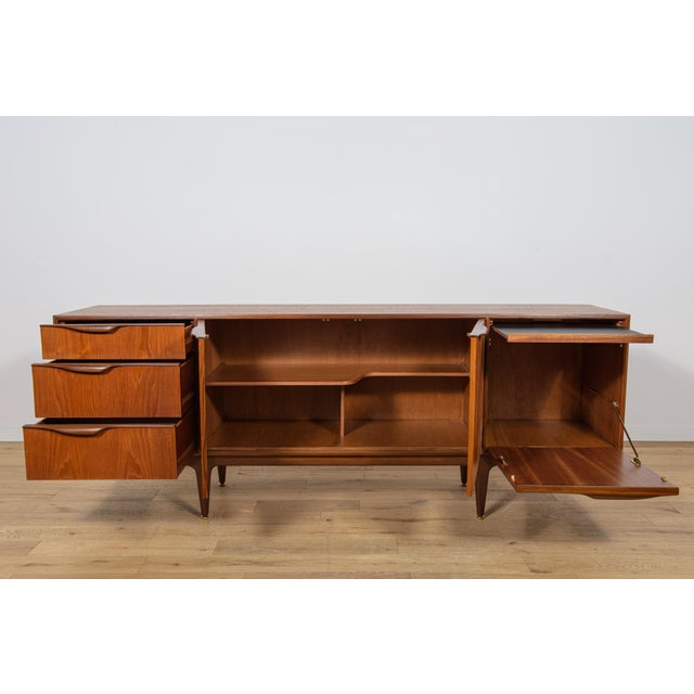 Mid-Century Modern Teak Sideboard by Tom Robertson for McIntosh, United Knigdom, 1960s For Sale - Image 14 of 18