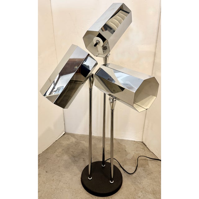 Koch & Lowy Koch & Lowy Adjustable Triple Octagon Shade Chrome Desk Lamp, 1960s For Sale - Image 4 of 10