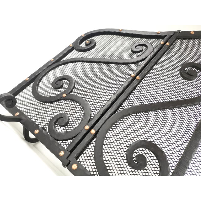Vintage French Art Deco Wrought Iron 3-Panel Fire Screen and Spark Guard, 1940s For Sale - Image 6 of 9