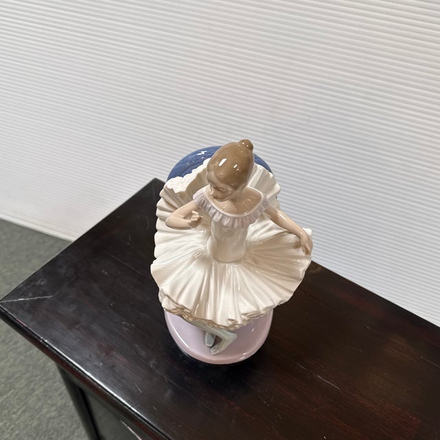 Lladró Sitting Ballerina in Plush Blue Chair From the Tribute to the Ballerina Collection Porcelain Figurine, Signed For Sale - Image 11 of 12