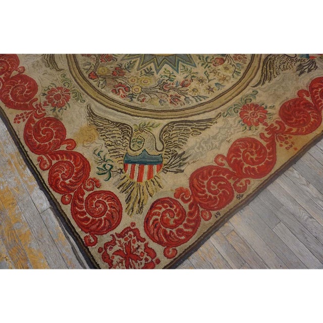 1920s Gray Classic Medallion Antique American Hooked Cotton Rug Square Carpet For Sale - Image 4 of 11