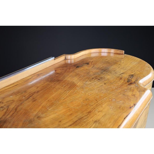 Art Deco Credenza in Walnut by Jindřich Halabala for Up Závody, Czechoslovakia, 1930 For Sale - Image 12 of 15