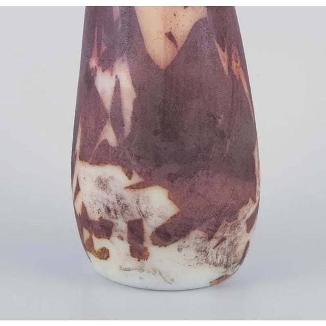 1960s Tall Narrow-Necked Murano Glass Vase from Cenedese, 1960s For Sale - Image 5 of 10