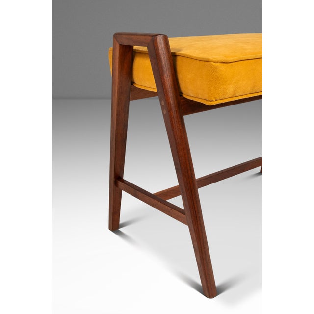 Original Piano Bench in Walnut & Velour for the Baldwin Acrosonic Spinet Piano by Manual Arts, Usa, C. 1960s For Sale - Image 12 of 18