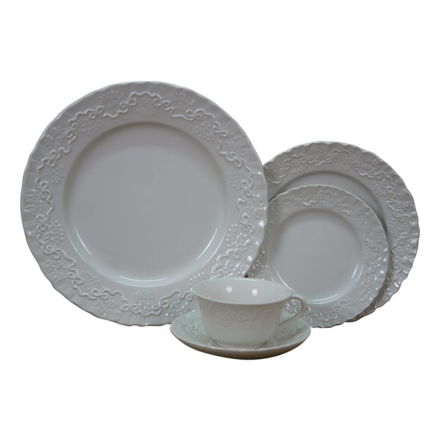 1992 Ralph Lauren Rl Polo Wedgwood Claire Plates Tea Cup Place Setting - 5pcs For Sale