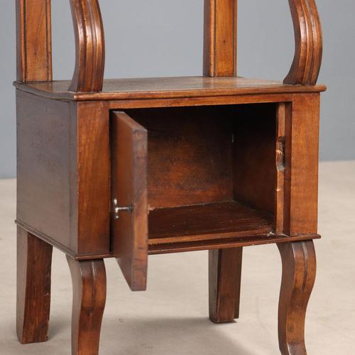 Brown Antique Bedside Tables in Walnut with Drawers, Italy, 19th Century, Set of 2 For Sale - Image 8 of 13