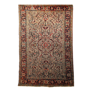 Early 20th Century Heriz Rug
