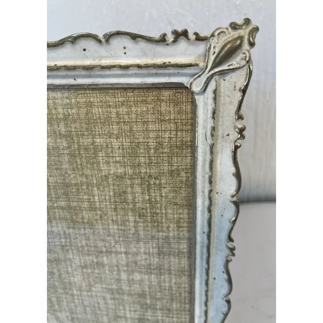 Mid-Century Modern Vintage White and Gold Metal Picture Frame For Sale - Image 3 of 6
