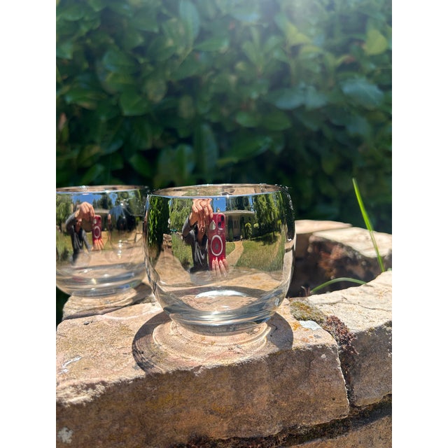 Dorothy Thorpe Mid Century Modern Set of 8 Dorothy Thorpe Atomic Roly Poly Glasses With Metal Carrier For Sale - Image 4 of 12