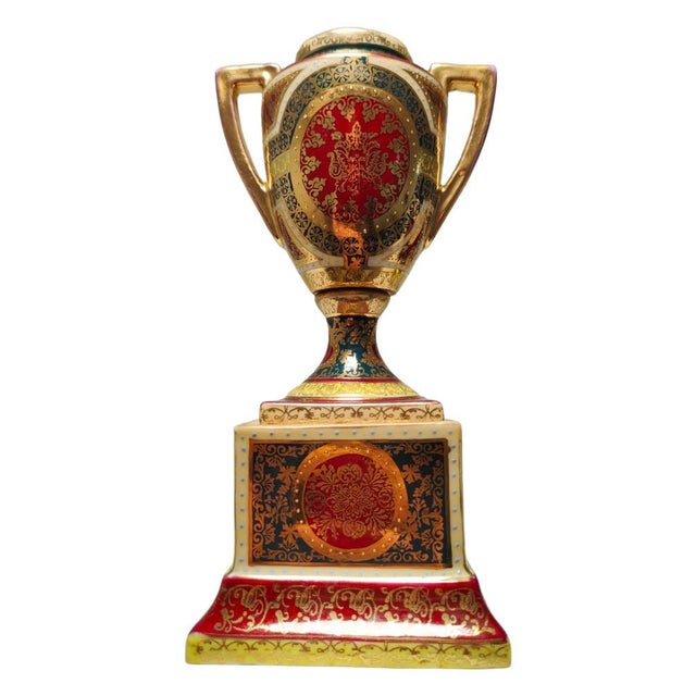 Small Austrian Porcelain Vase, 19th Century For Sale - Image 6 of 14