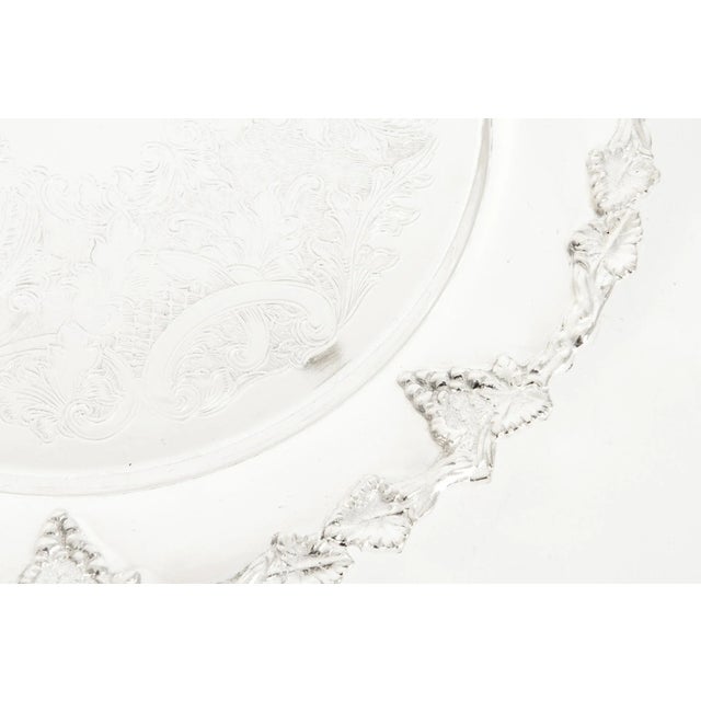 English Silver Plated Round Barware / Tableware Tray For Sale - Image 4 of 13