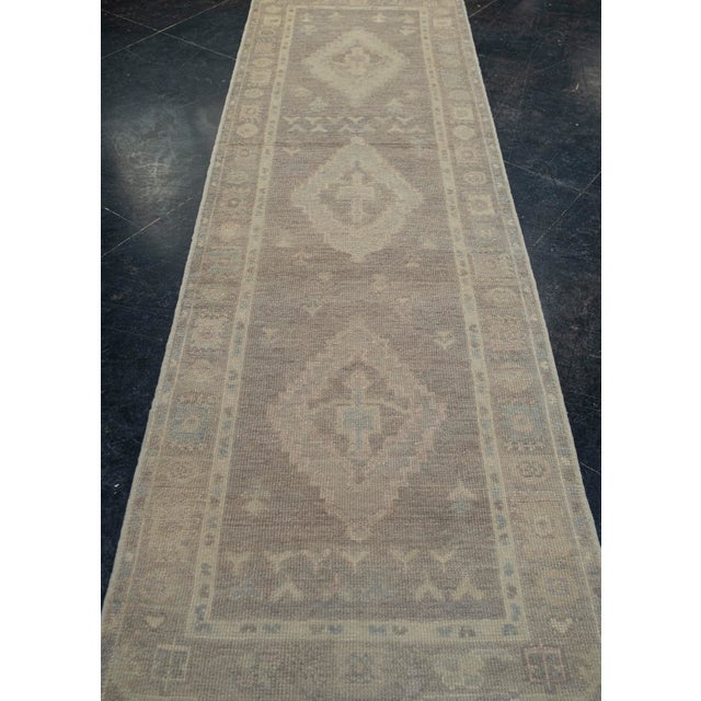 Early 21st Century Turkish Oushak Runner Taupe & Beige Handwoven Wool Rug 3' X 9'10" For Sale - Image 5 of 12