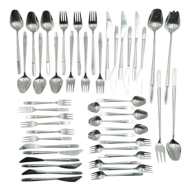 Stainless Steel Model 2070 Cutlery for Six by Helmut Alder for Amboss Austria, Set of 46 For Sale