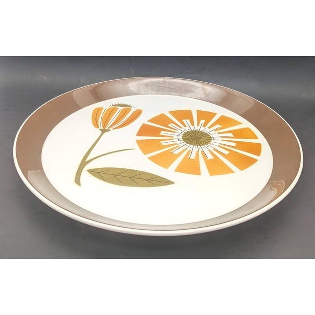 Mid-Century Modern 1970s Mikasa Duplex "Brunch" Chop Serving Plate Designed by Ben Seibel For Sale - Image 3 of 10