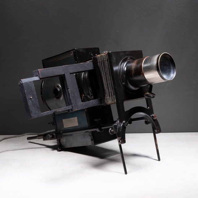 Early 20th Century Antique Baush & Lomb Baloptican Magic Lantern Slide Projector and Original Case c.1911 For Sale - Image 5 of 17