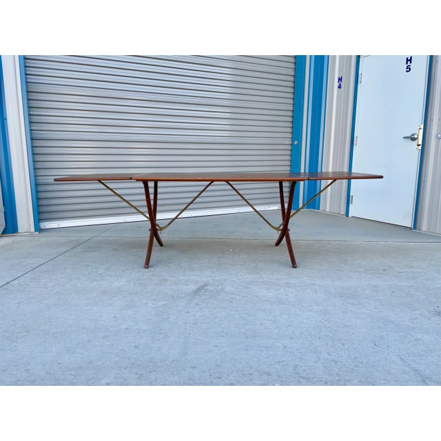 Mid-Century Modern 1950s Danish Modern AT-304 Teak and Oak Dining Table by Hans J. Wegner For Sale - Image 3 of 13