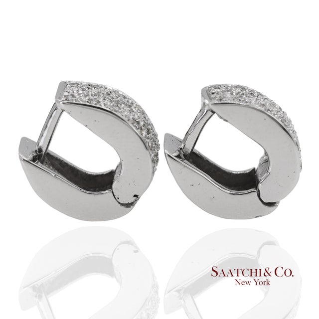 Early 21st Century 18k 750 Solid White Gold Natural Diamond Huggie Hoop Earrings, Pair For Sale - Image 5 of 12