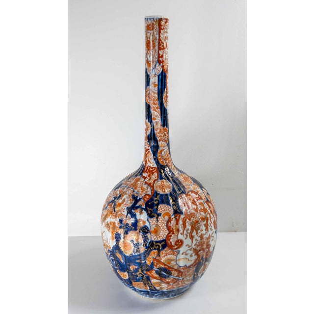 19th Century Japanese Blue and Red Imari Bottle Vase For Sale In New York - Image 6 of 15