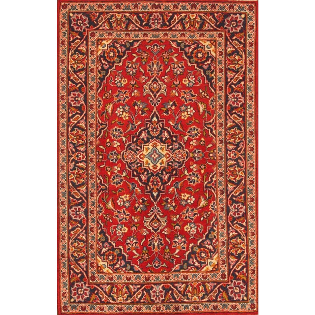 Middle Eastern Rug in Wool For Sale