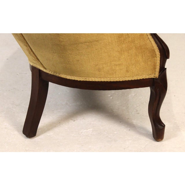 Vintage Victorian Style Gold Velvet and Walnut Settee For Sale - Image 9 of 17
