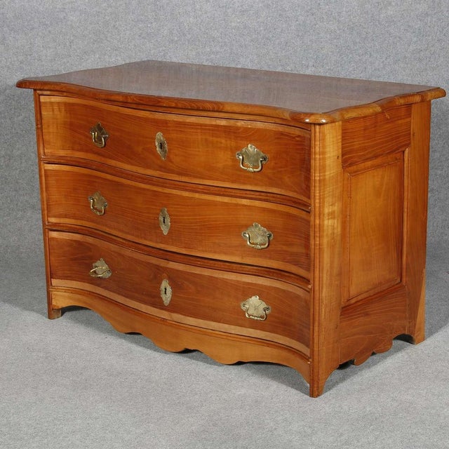 Nice, simple, cute baroque chest of drawers in cherry tree.
