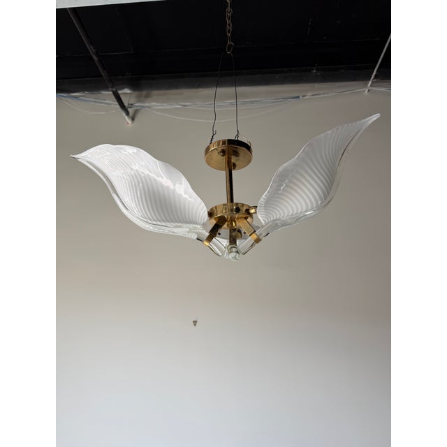Metal 1970s Hollywood Regency Franco Luce Murano Calla Lily Glass & Brass Chandelier, Italy For Sale - Image 7 of 12