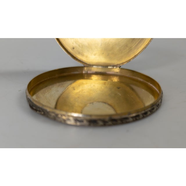 Early 20th Century Italian .800 Silver and Blue Enamel Makeup Compact Box For Sale - Image 9 of 12