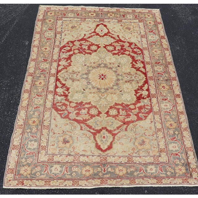 Red Fine Turkish Oushak Rug With Centre Medallion in Light Red and Ivory For Sale - Image 8 of 12