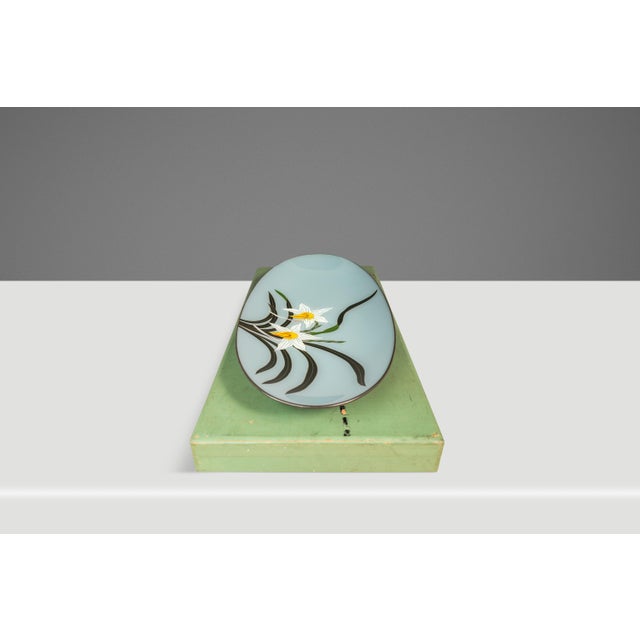 1960s Japanese Mid-Century Modern Hand-Painted Glass Serving Dish Depicting Orchids W/ Protective Case by Mitsukoshi For Sale - Image 10 of 18