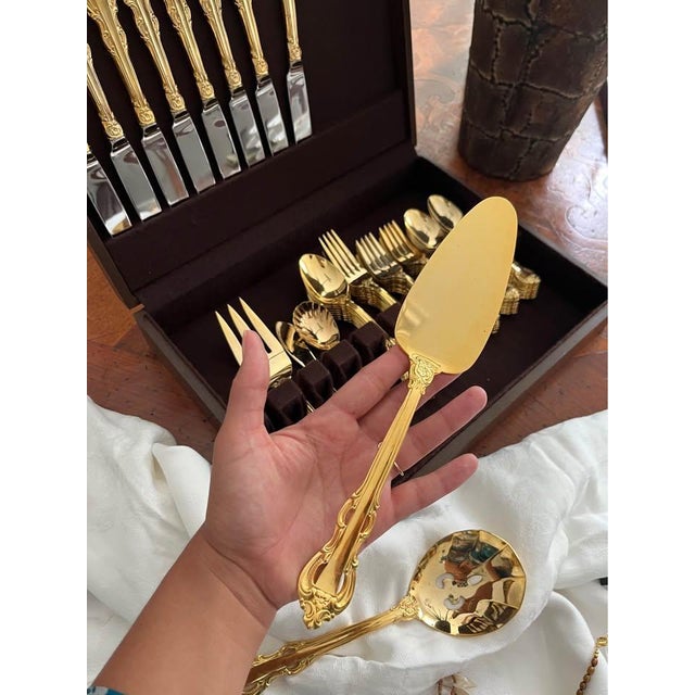 Towle Supreme Cutlery 71 Piece Service for 8 "King Arthur Gold" Pattern.