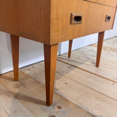Oak Bedside Table, Denmark, 1960s For Sale - Image 4 of 7