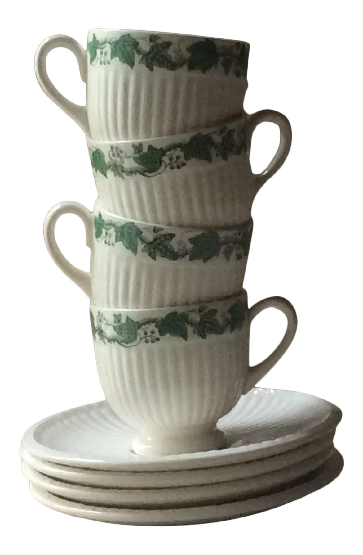 Exquisite Vintage Wedgwood Napoleon Ivy Cups & Saucers - Set of