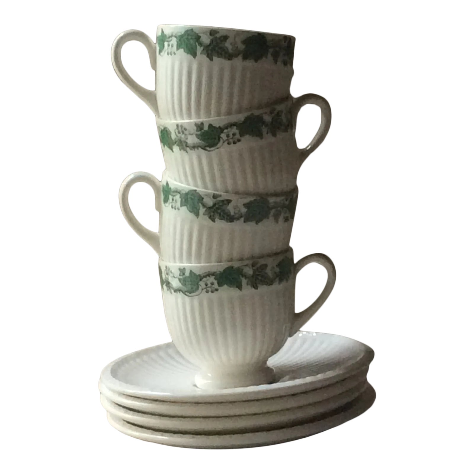 Exquisite Vintage Wedgwood Napoleon Ivy Cups & Saucers - Set of