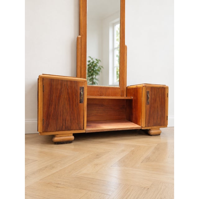 Mid-Century Italian Console Table in Burl Wood and Glass – 1950s Design Refined vintage console table from Italy, dating...
