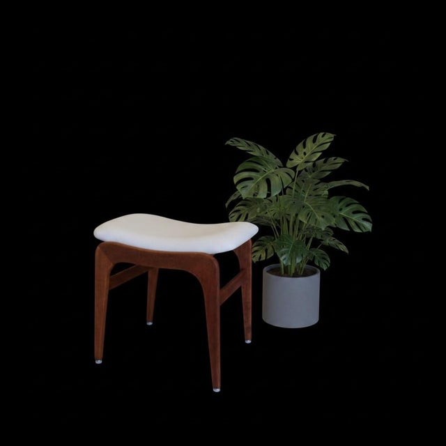 Vintage Stool in Linen-Colored Leather, 1960s For Sale - Image 4 of 8
