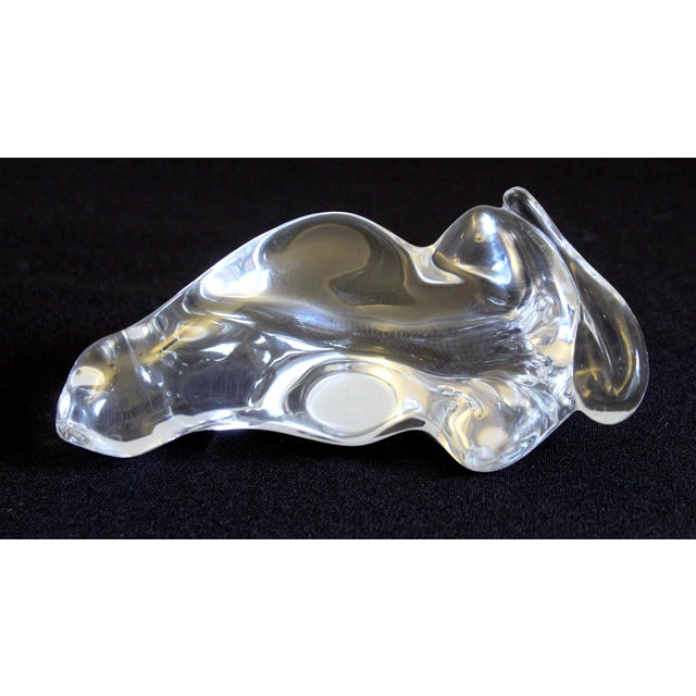 Vintage Steuben Crystal "Roman Cat" Hand Cooler Paperweight by Susan Smyly, Signed, 1979 For Sale - Image 9 of 10