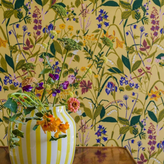 Borastapeter Sample - Borastapeter Ros Och Lilja Wallpaper in Ochre For Sale - Image 4 of 4