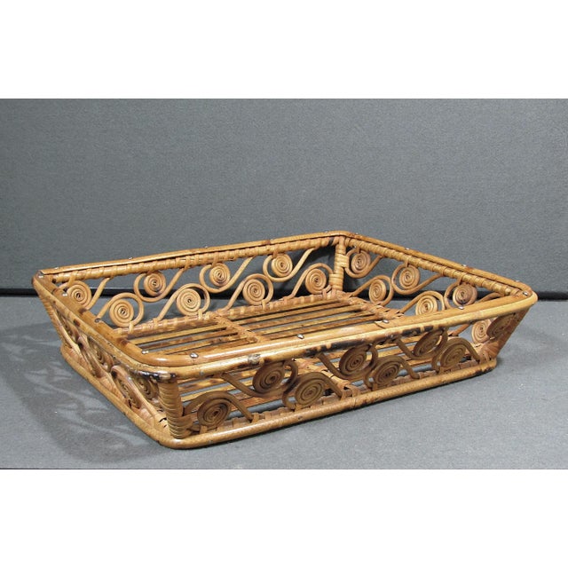 Vintage Handwoven Rattan & Bamboo Swirl Tray, Mid-Century Modern Style For Sale - Image 4 of 6