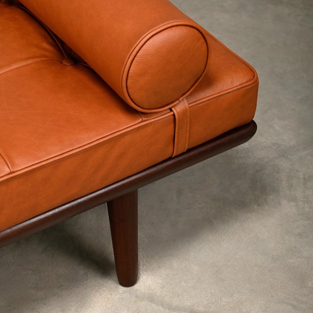 Wood GE19 Daybed in Teak and Camel Leather by Hans J. Wegner for Getama, Denmark, 1960s For Sale - Image 7 of 12