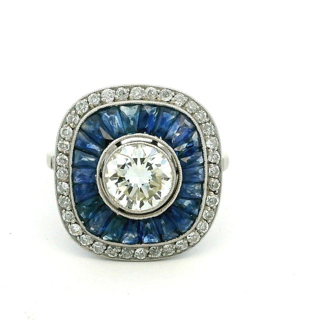 Art Deco Platinum 1 Carat Diamond Calibré Sapphire Target Ring, Size 6.75 For Sale - Image 12 of 14