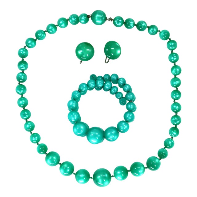 Vintage 1950s Emerald Moonglow Lucite Necklace Bracelet Earrings - Set of 4 For Sale