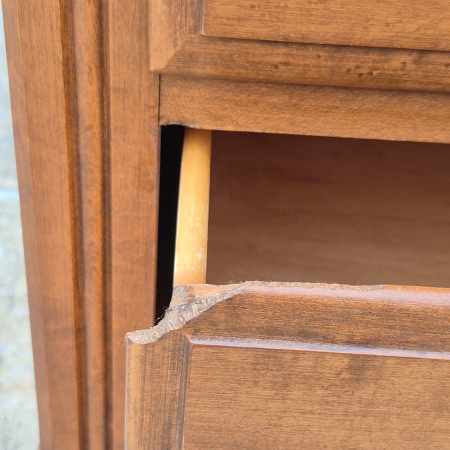 Mid-20th Century Signed Heywood Wakefield Maple 6-Drawer Dresser For Sale - Image 12 of 16