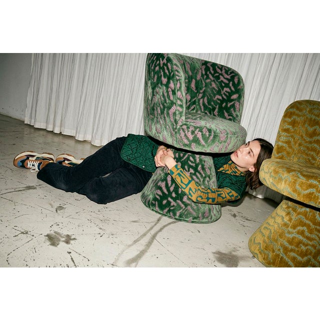 Green Coraje Swivel Chair by Moanne For Sale - Image 8 of 9