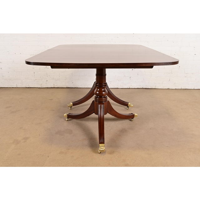 Henredon Georgian Banded Mahogany Double Pedestal Extension Dining Table, Newly Refinished For Sale - Image 10 of 14