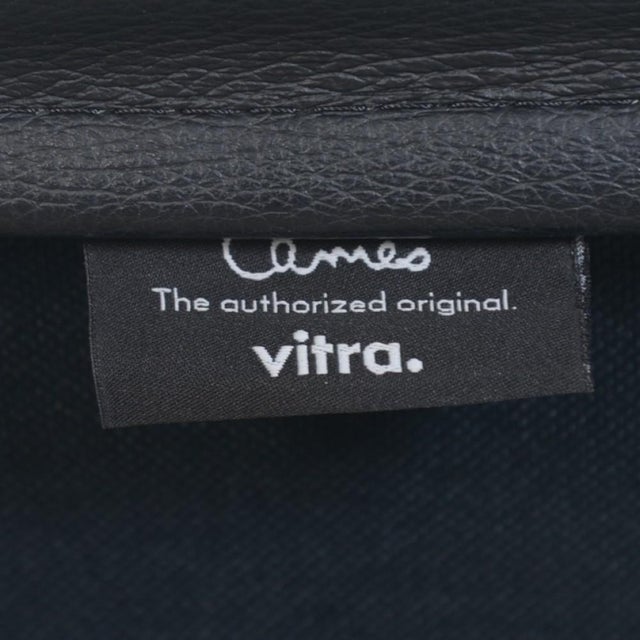 EA217 Office Chair in Black Leather from Charles Eames, 2011 For Sale - Image 10 of 13