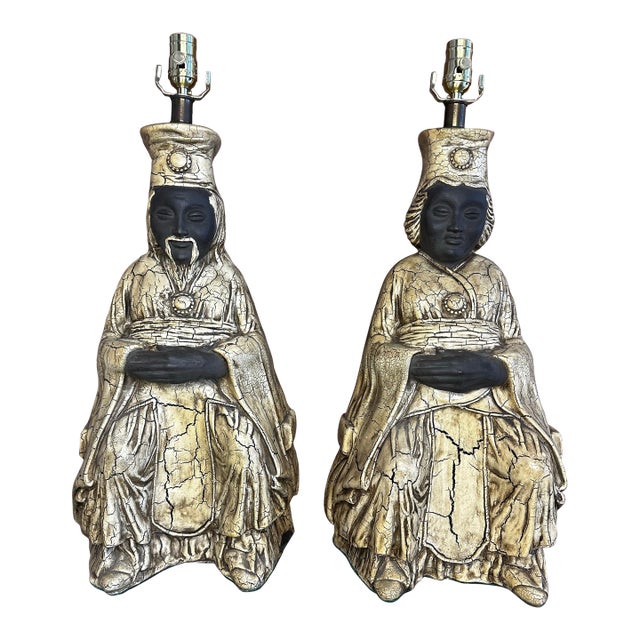 Pair of Mid-Century Modern Chinoiserie Chalkware Lamps. For Sale