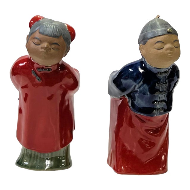Pair Chinese Oriental Ceramic Traditional Happy Cute Couple Figures For Sale