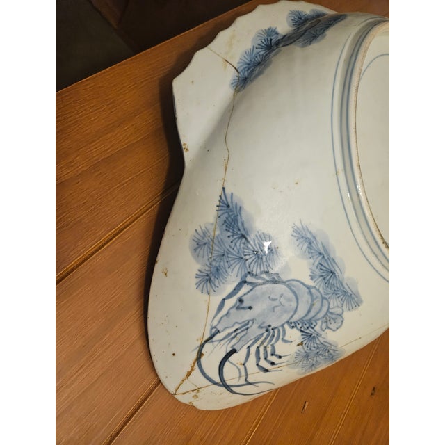Very large 26 x 16 classic chinese fish platter, hand-painted and for decorative, center-piece, use. Belonged to my late...