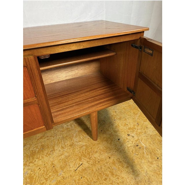 Brown Mid-Century Modern Teak Sideboard from Nathan, 1960 For Sale - Image 8 of 11